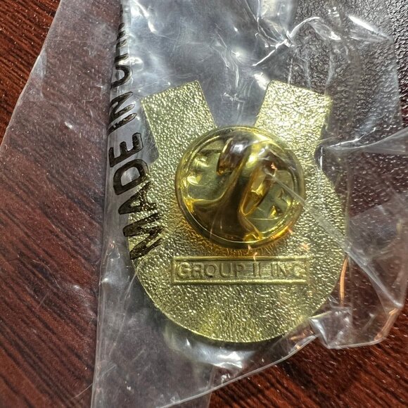 McDonalds Pin Taste Trials‎ Team Member Crew Hat Lapel Pinback 2000 Vintage - Picture 2 of 4